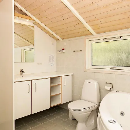 Three-bedroom Holiday In Lokken 21