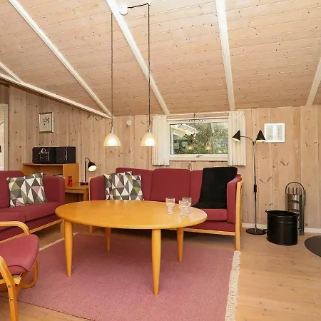 Three-bedroom Holiday In Lokken 21 Tatil Evi Gronhoj (Nordjylland)
